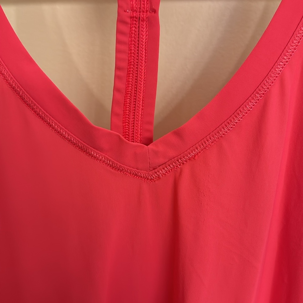 Lululemon Tank - Picture 2 of 5